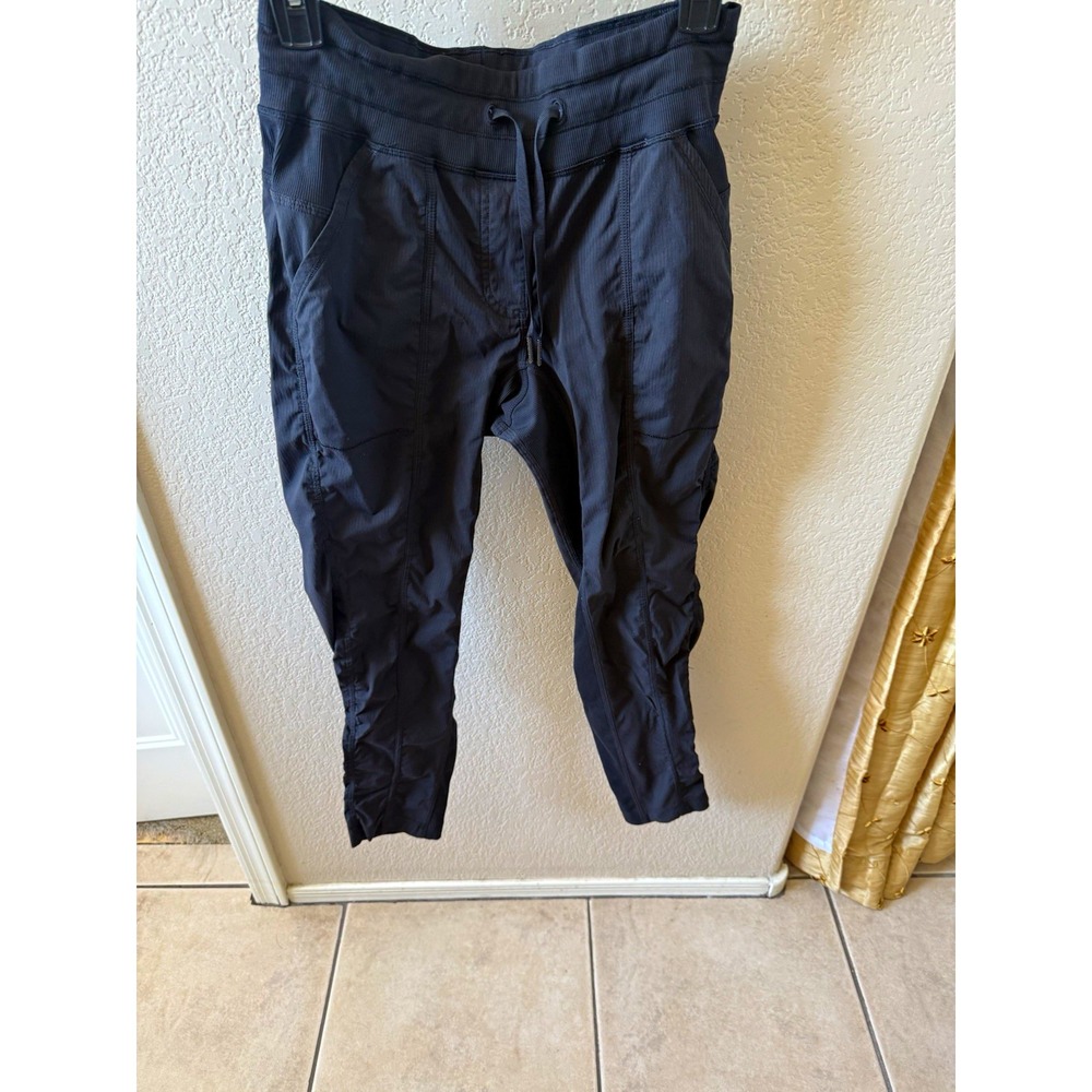 lululemon Women's Black Jogger Pants Size L Drawstring Elastic Waist Pockets